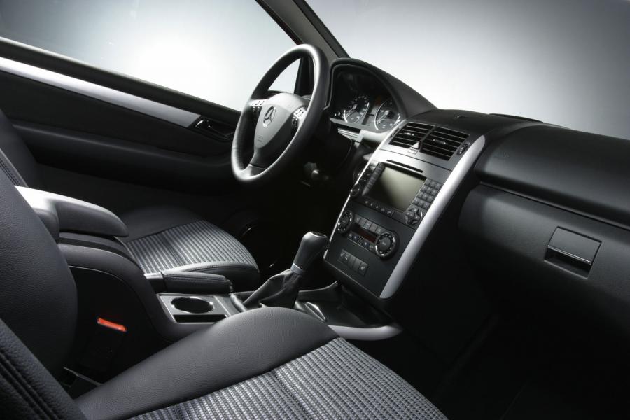  Mercedes-Benz A-Class 3-Door 2004 года  (фото 127 из 138)
